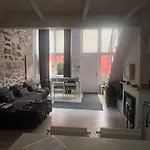 Ventanas Del Cielo, Nyaraló *